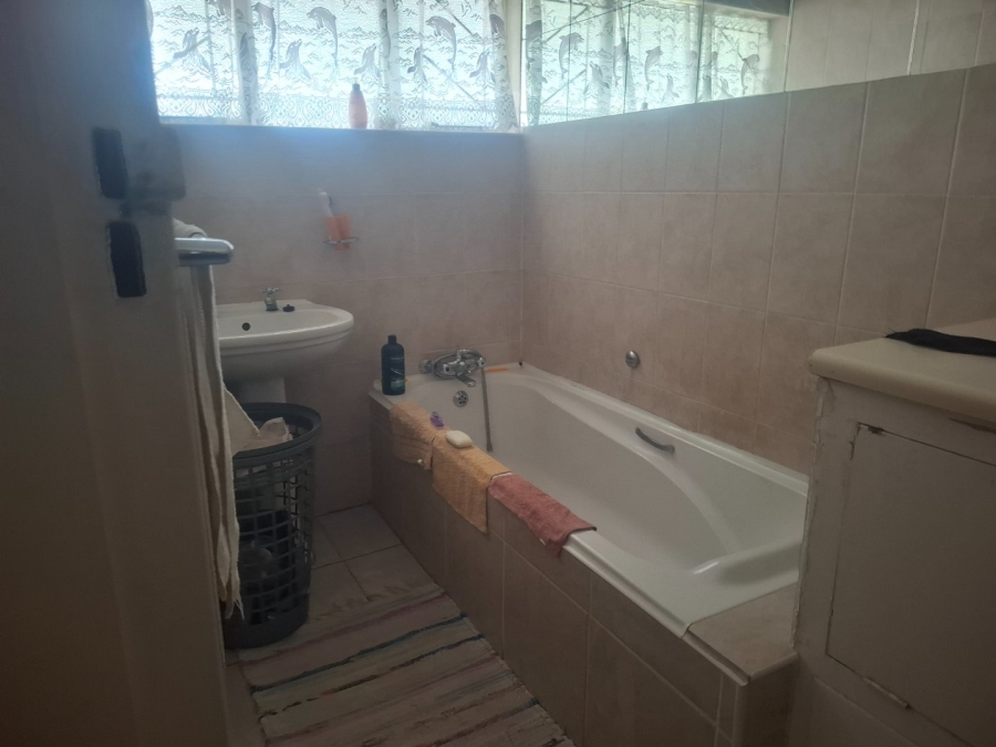 To Let 3 Bedroom Property for Rent in Suidrand Free State